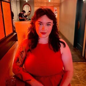 Meet your Posher, Ava